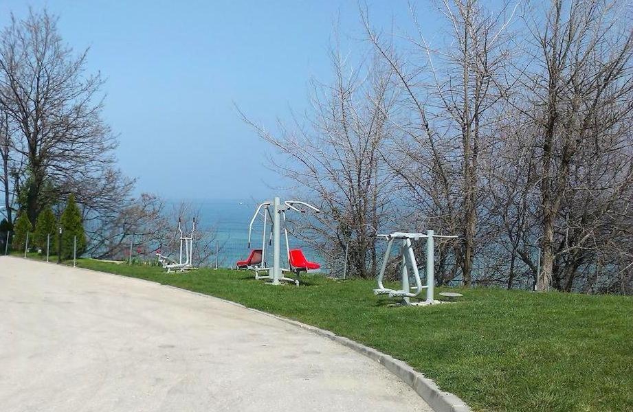 Silver Beach Delux Apartments 비알라 외부 사진