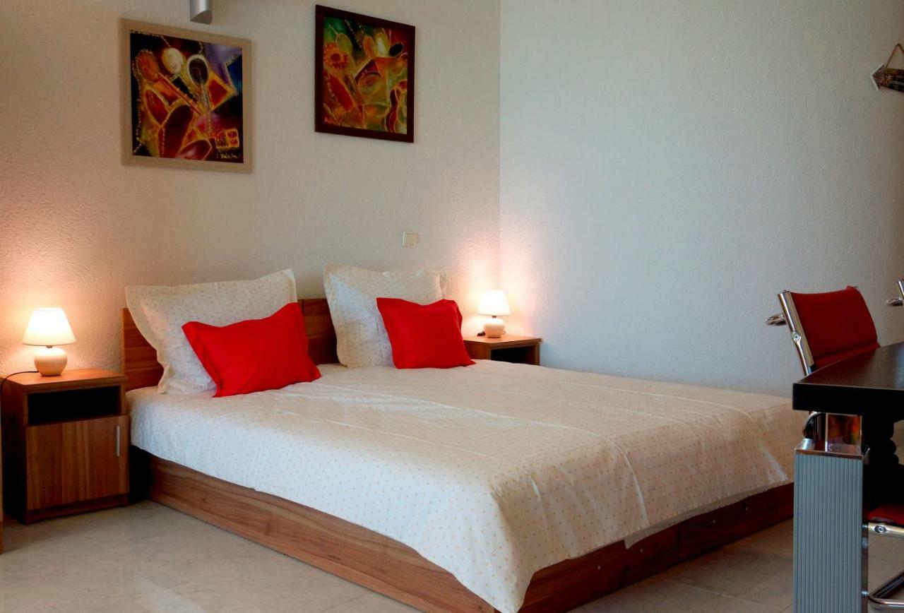 Silver Beach Delux Apartments 비알라 외부 사진