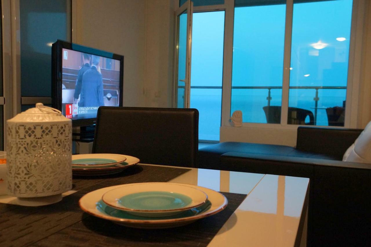 Silver Beach Delux Apartments 비알라 외부 사진